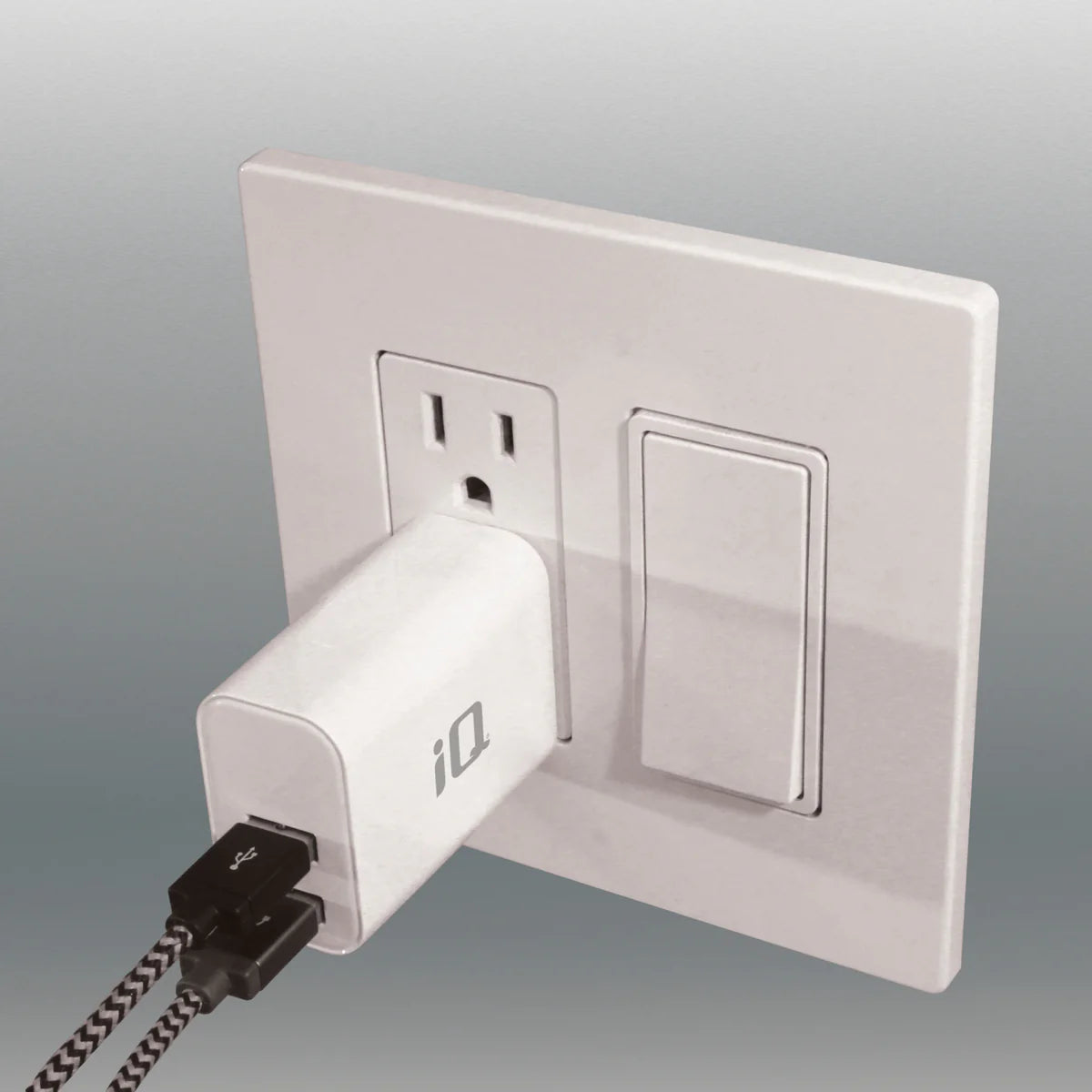 iQ  3.4A Dual Port USB-A Wall Charger - White